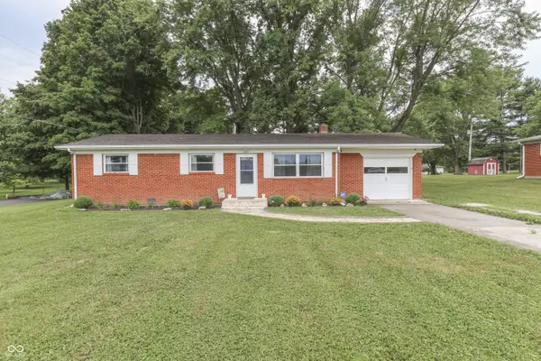 8025 W Sycamore RD, Fairland, IN 46126