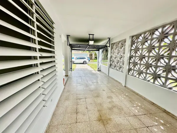 Carr 129 CARR 129 220 CALLE UROGALLO, Arecibo, PR 00612