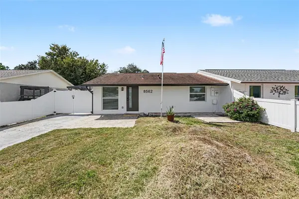 8562 BRIAR GROVE CIR, Tampa, FL 33615