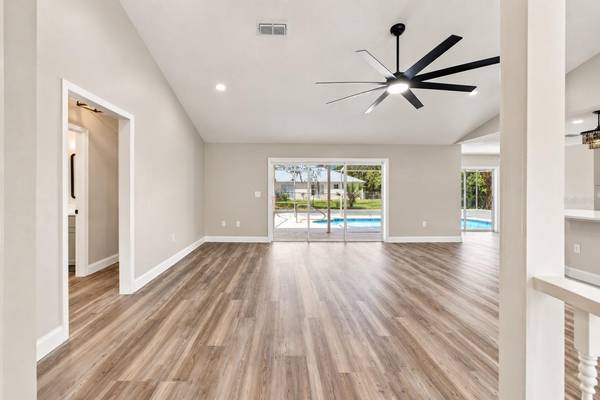 Address not disclosed, Spring Hill, FL 34609