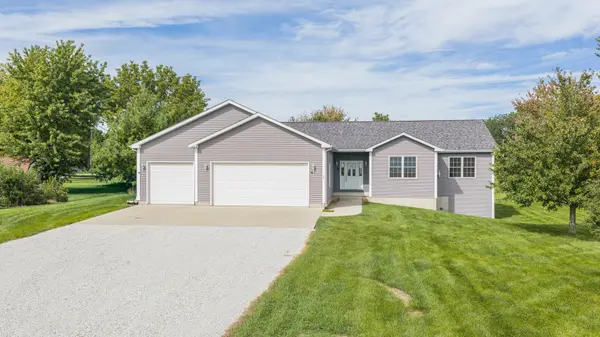 203 W South ST, Dover, IL 61323