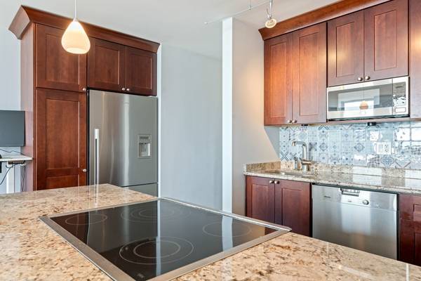 1660 N LaSalle ST #3503, Chicago, IL 60614
