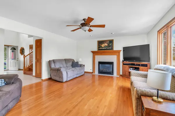 934 Marble BLVD, Manteno, IL 60950