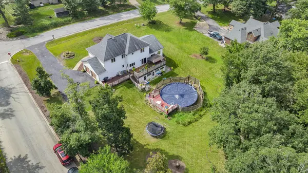21176 Lisa LN, Steger, IL 60475