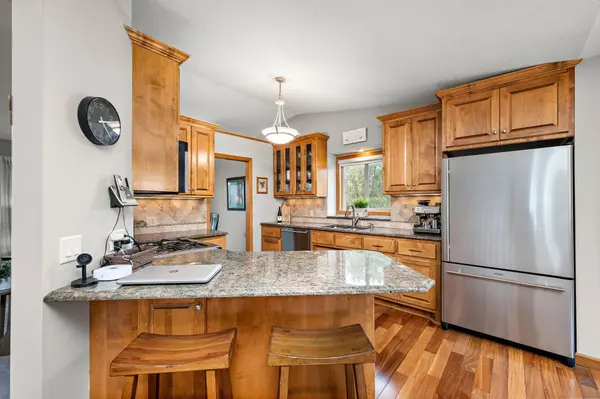 9303 Washburn AVE N, Brooklyn Park, MN 55444