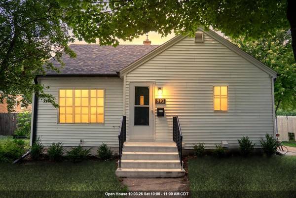 810 E 1ST ST, Kimberly, WI 54136