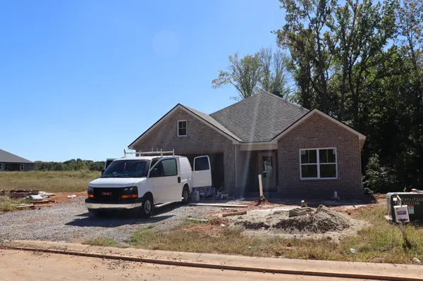 1638 Hidden Creek Trl, Clarksville, TN 37043