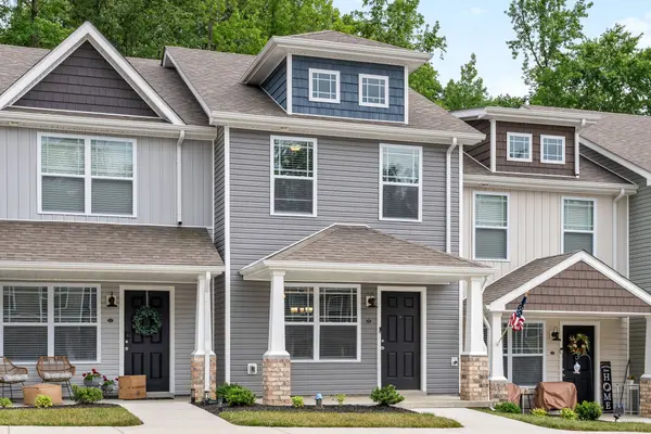 252 Woodland Valley Ln, Clarksville, TN 37040