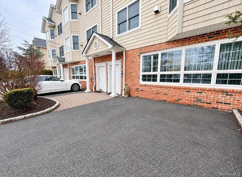 153 Montgomery AVE #B, Scarsdale, NY 10583