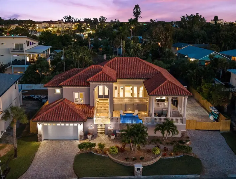 107 SUNSET DR, Nokomis, FL 34275