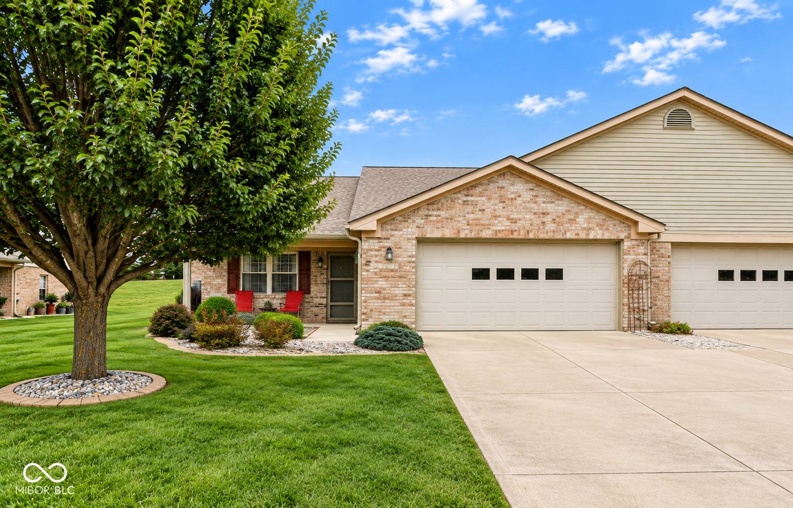 94 W Wind Chime CIR, Greenwood, IN 46143