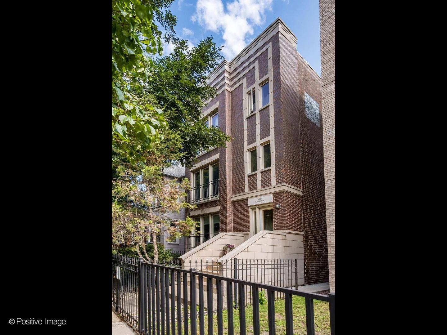 3417 N Bosworth ST #2, Chicago, IL 60657