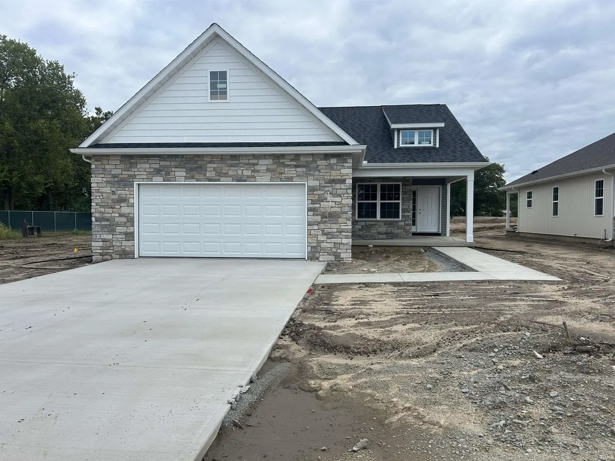 840 Apache DR #2, Rochester, IN 46975