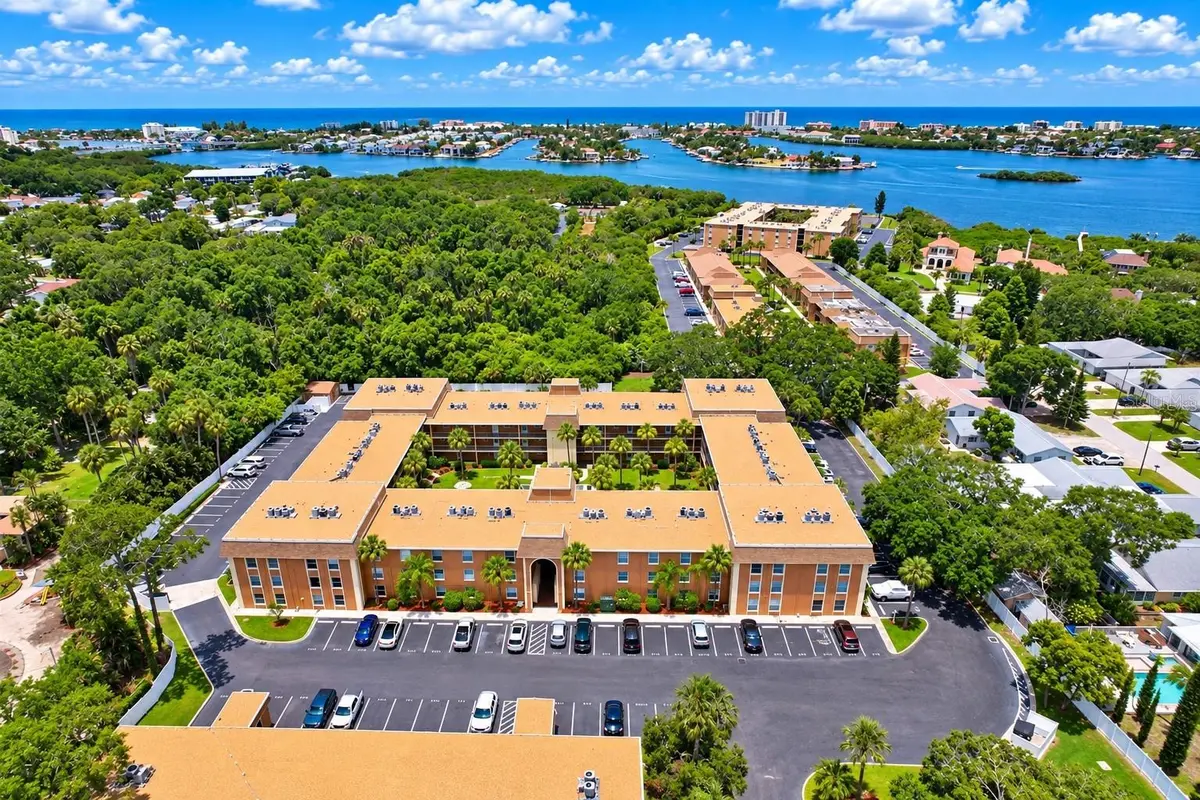 12760 INDIAN ROCKS RD #553, Largo, FL 33774