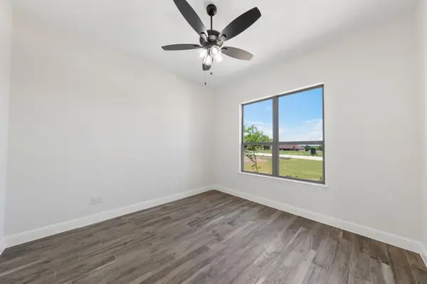 2561 Posey Lane, Waxahachie, TX 75167
