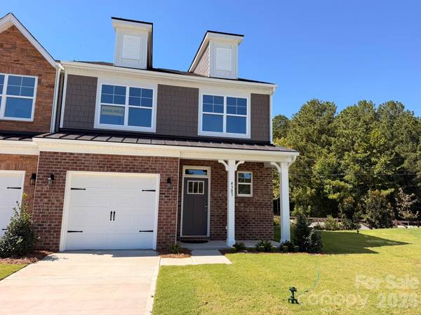 4383 Black CT, Harrisburg, NC 28075
