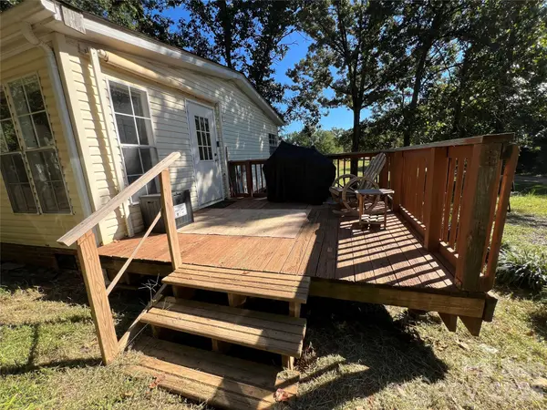 144 Skyview AVE, Forest City, NC 28043