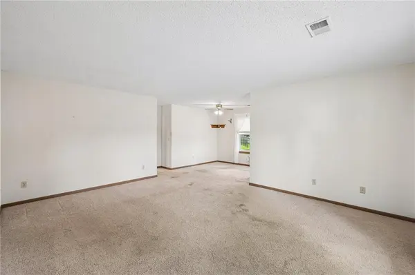 7831 Freeman AVE, Kansas City, KS 66112