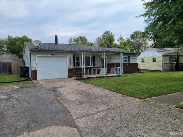 2944 S Chippewa LN, Muncie, IN 47302