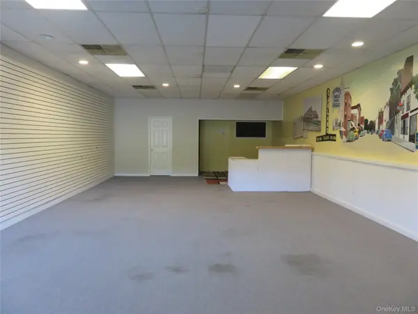 28 Ronald Reagan BLVD, Warwick, NY 10990