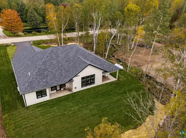 3837 Getchell Rd, Hermantown, MN 55811