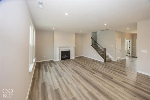 6434 Stone Side DR, Plainfield, IN 46168