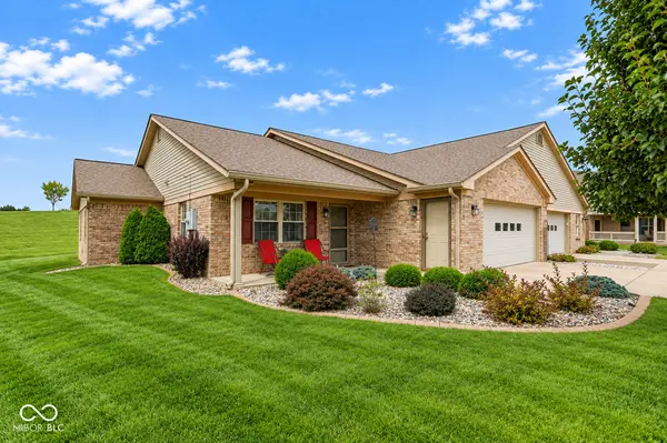 94 W Wind Chime CIR, Greenwood, IN 46143