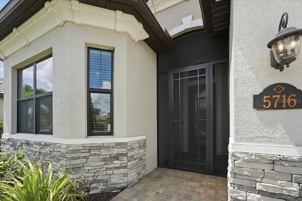 5716 CHEECH GLN, Lakewood Ranch, FL 34211