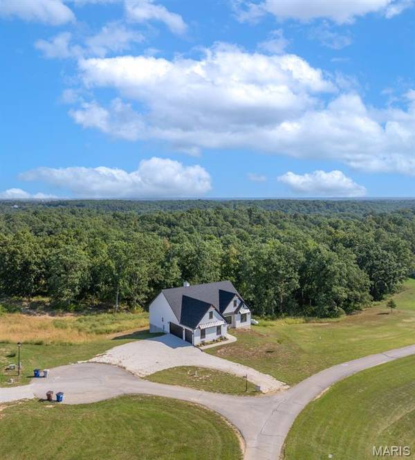 1 Phila CT, Silex, MO 63377