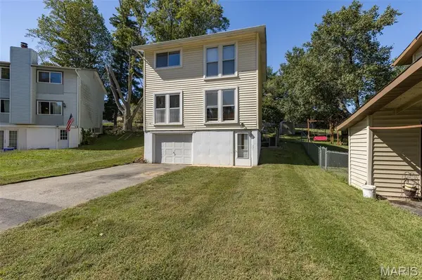 7053 Albermarle CT, Barnhart, MO 63012