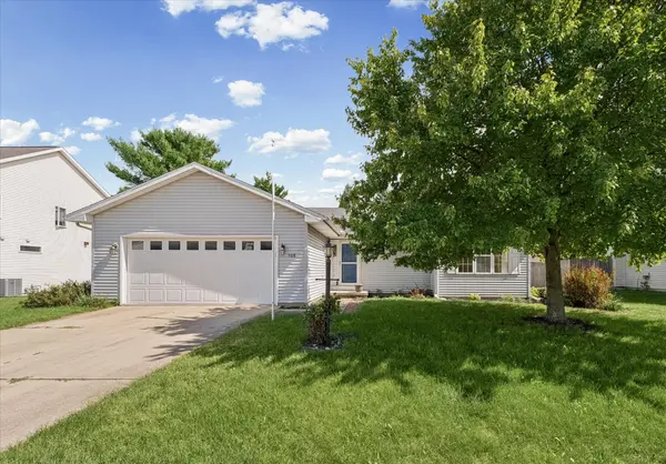 508 Wesley AVE, Savoy, IL 61874