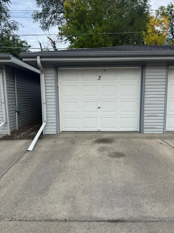 1225 10th ST N, Fargo, ND 58102