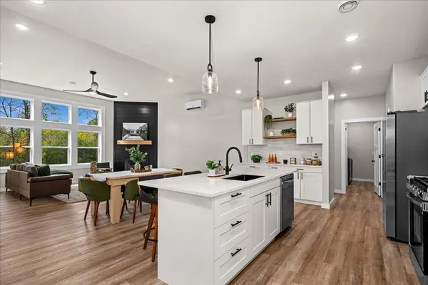 3837 GETCHELL RD, Hermantown, MN 55811