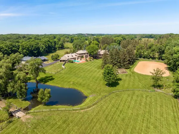 2495 Willow DR, Medina, MN 55340