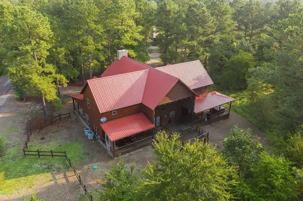 37 Orange Grove RD, Broken Bow, OK 74728