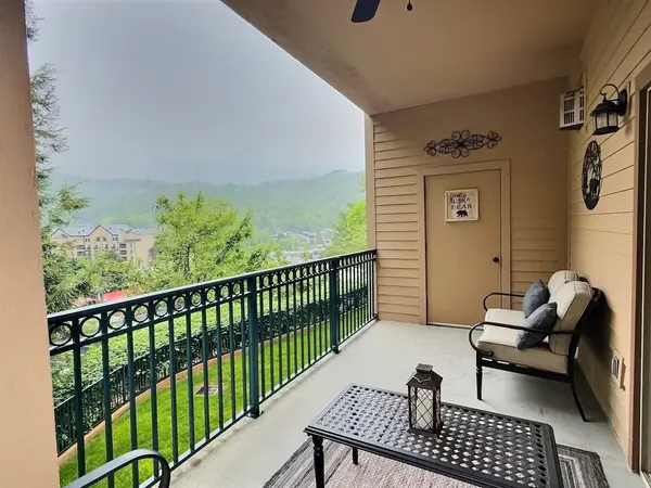 120 Bon Air dr #2072, Gatlinburg, TN 37738