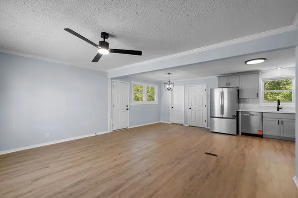2565 Bethwood Dr, Nashville, TN 37207