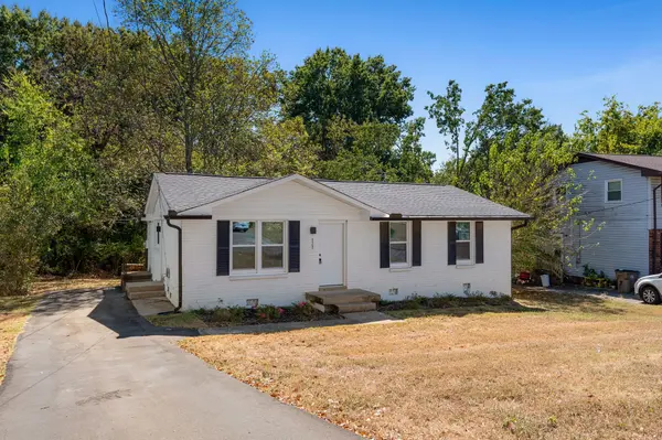 2565 Bethwood Dr, Nashville, TN 37207