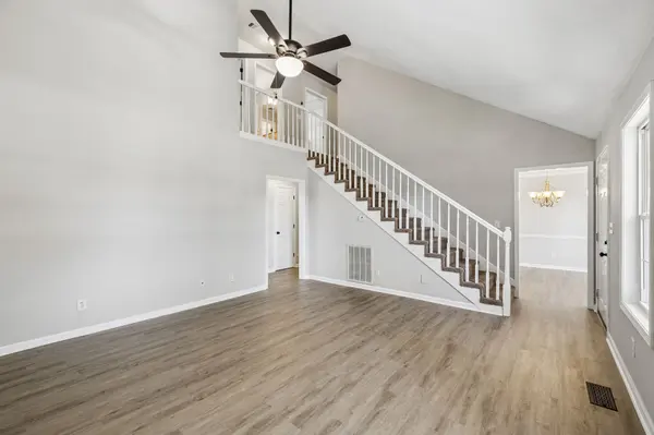 106 Rolling Meadow Dr, Clarksville, TN 37040