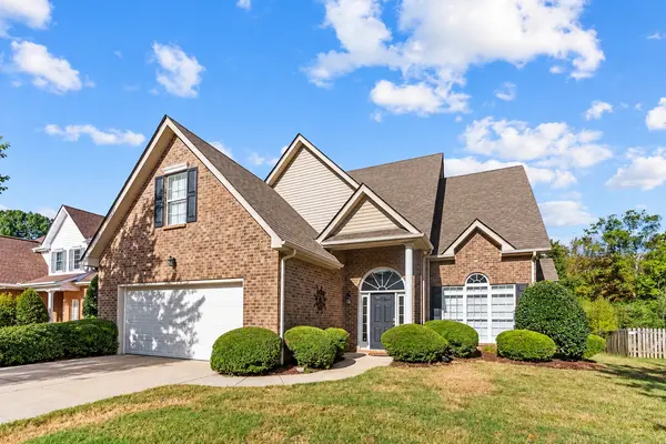 6936 Sunnywood Dr, Nashville, TN 37211