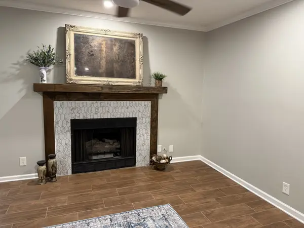 1244 Carriage Park Dr, Franklin, TN 37064