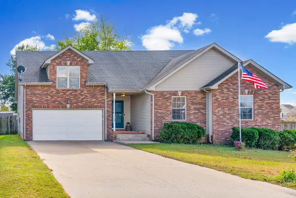 3709 Wheatfield Ln, Clarksville, TN 37040