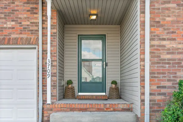 3709 Wheatfield Ln, Clarksville, TN 37040