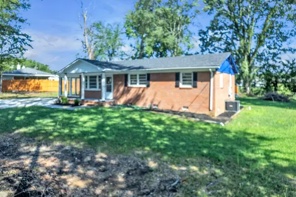 903 Brushy creek RD, Taylors, SC 29687-4121