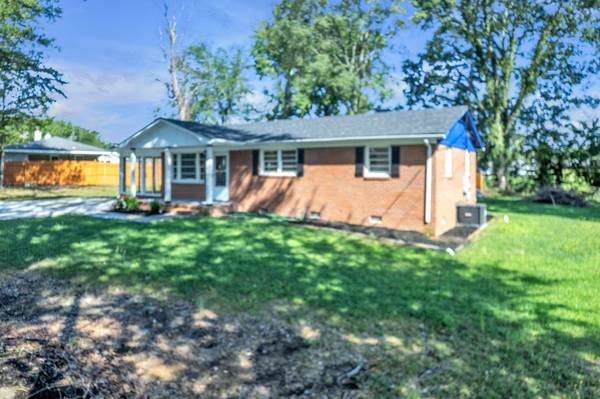 903 Brushy creek RD, Taylors, SC 29687-4121