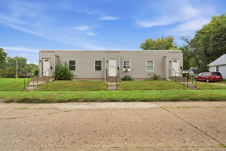 407 E 6th ST, Fairmont, MN 56031