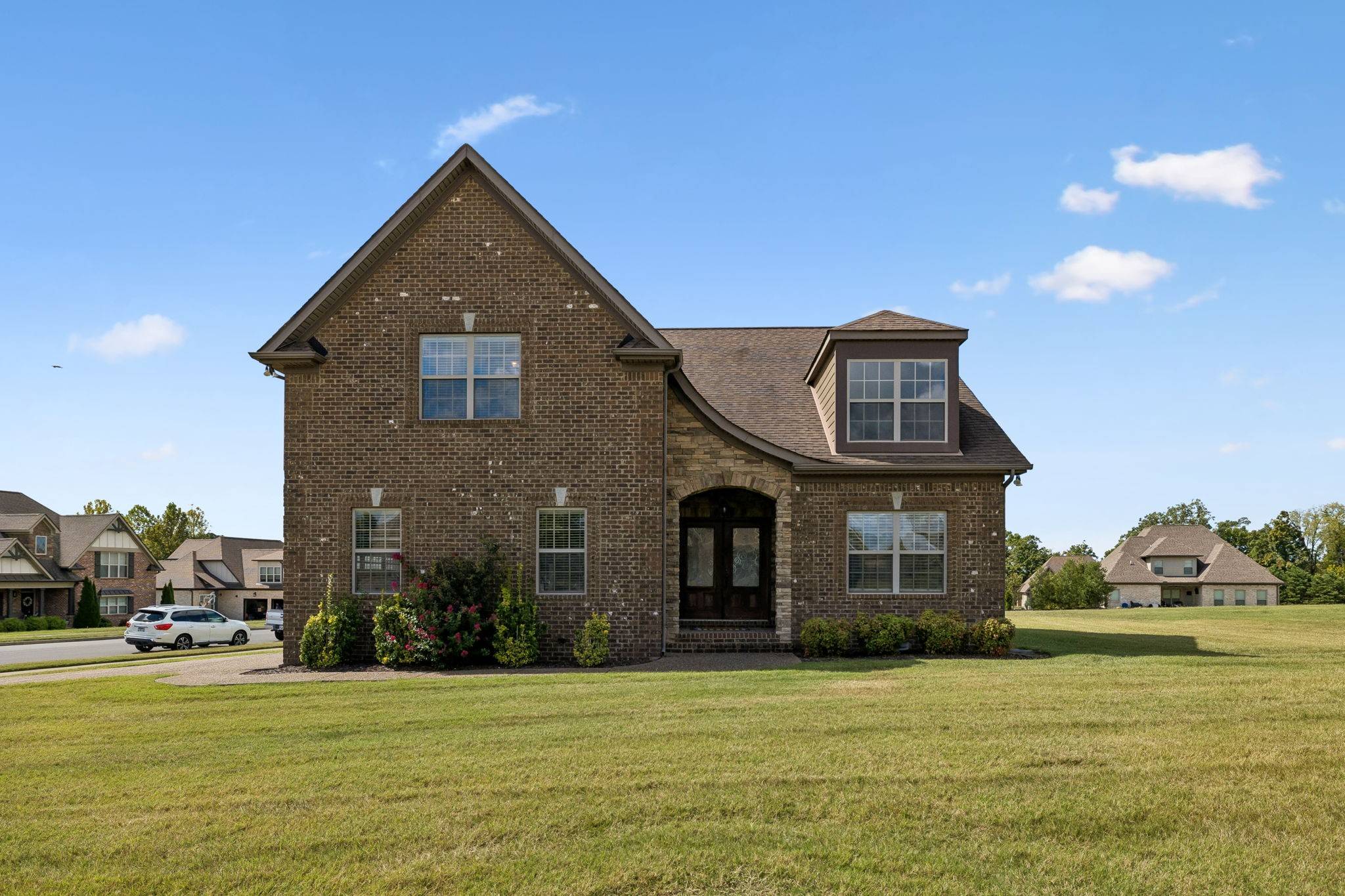 2731 Jasmine St, Lebanon, TN 37087