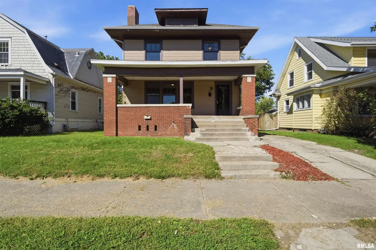 1811 W AYRES AVE, Peoria, IL 61606