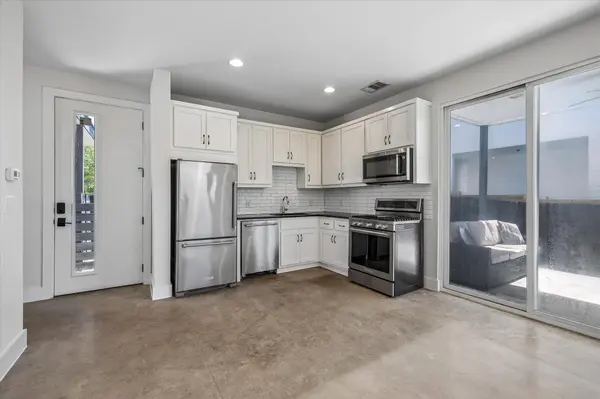 1182 Ridgeway DR #B, Austin, TX 78702