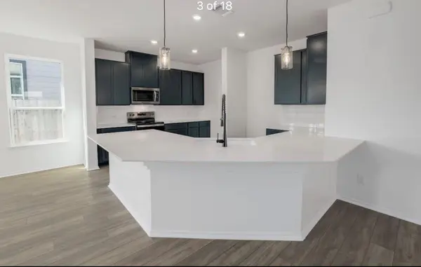 204 Robert Hightower DR, Jarrell, TX 76537